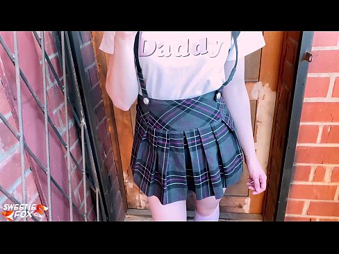 ❤️ Schoolgirl Mengisap penisnya dalam-dalam dan meniduri alih-alih kelas. ☑ Porn buatan sendiri di id.xxxdl.ru ️